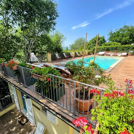 بيت للعطل Luxurious Umbrian Retreat For 10 With Private Terrace And Pool