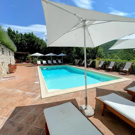 Luxurious Umbrian Retreat For 10 With Private Terrace And Pool * Torrecola