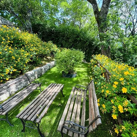 Luxurious Umbrian Retreat For 10 With Private Terrace And Pool *