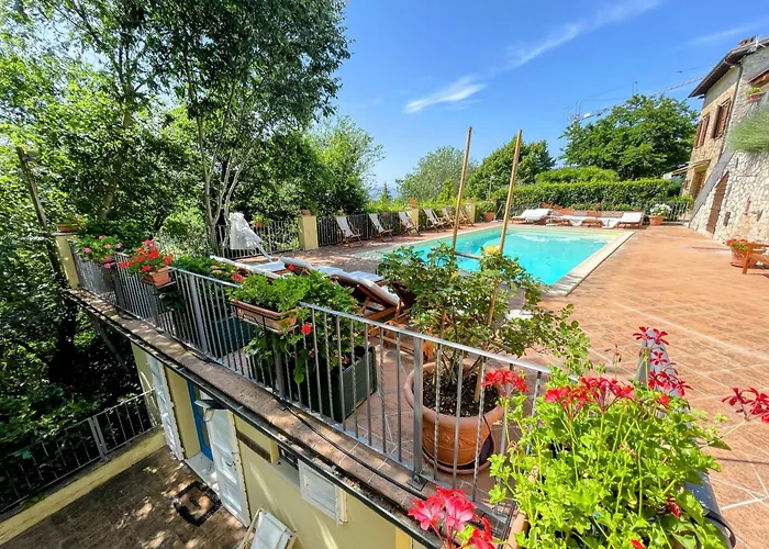 Hébergement de vacances Luxurious Umbrian Retreat For 10 With Private Terrace And Pool