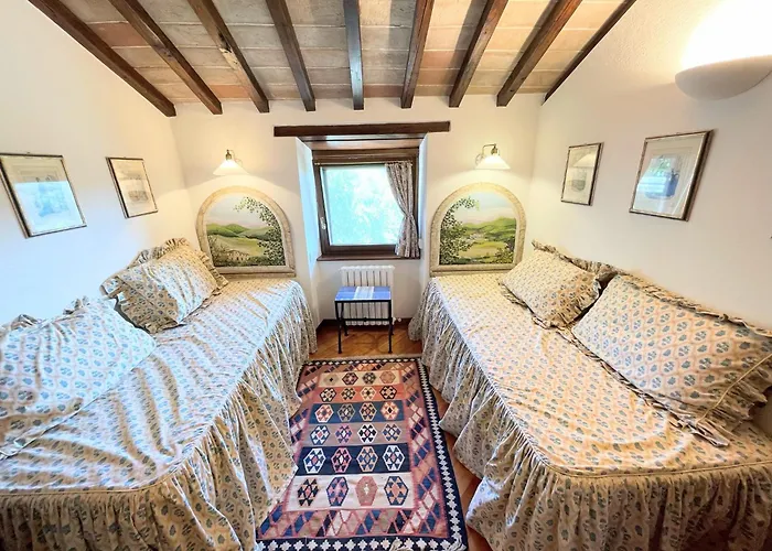 Hébergement de vacances Luxurious Umbrian Retreat For 10 With Private Terrace And Pool