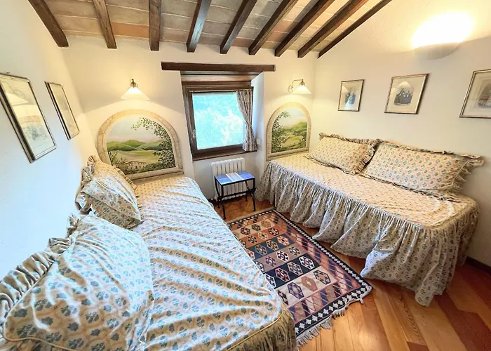 Luxurious Umbrian Retreat For 10 With Private Terrace And Pool Hébergement de vacances Torrecola