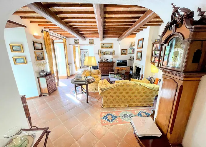 Hébergement de vacances Luxurious Umbrian Retreat For 10 With Private Terrace And Pool *
