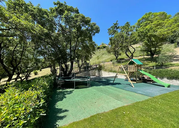 Luxurious Umbrian Retreat For 10 With Private Terrace And Pool *